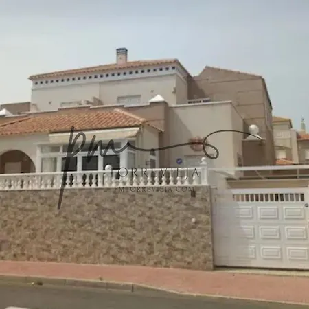 펜션 Quadro-pool-barbeque-torrevieja